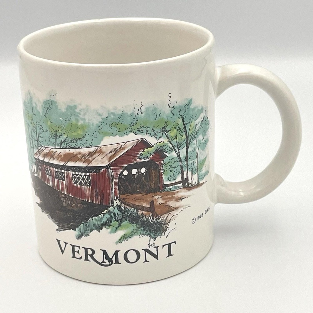 Vintage 1986 Vermont Covered Bridge Souvenir Mug Ceramic Coffee Cup‎ 4"